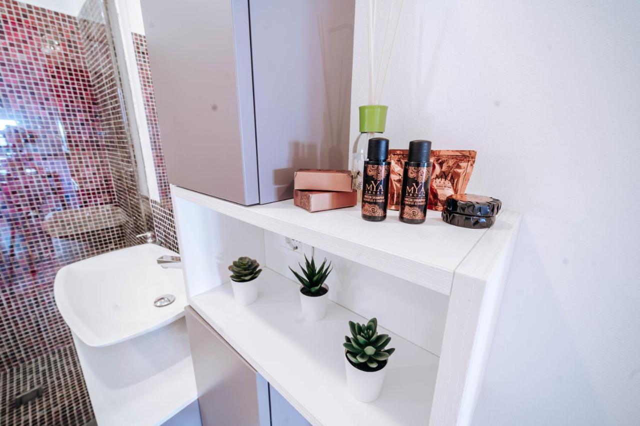 Loft Cavour - Teatro Ariston Apartman San Remo Kültér fotó