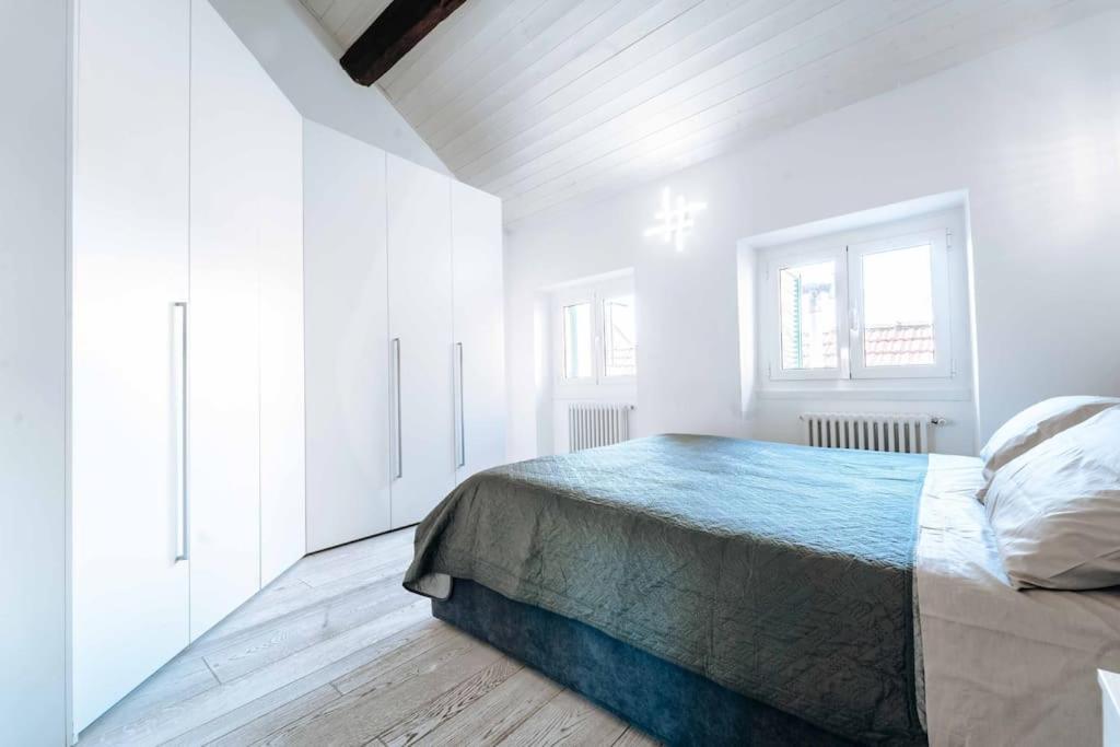 Loft Cavour - Teatro Ariston Apartman San Remo Kültér fotó